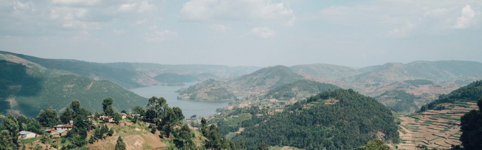 4 Days Bwindi Gorillas & Lake Bunyonyi Webare